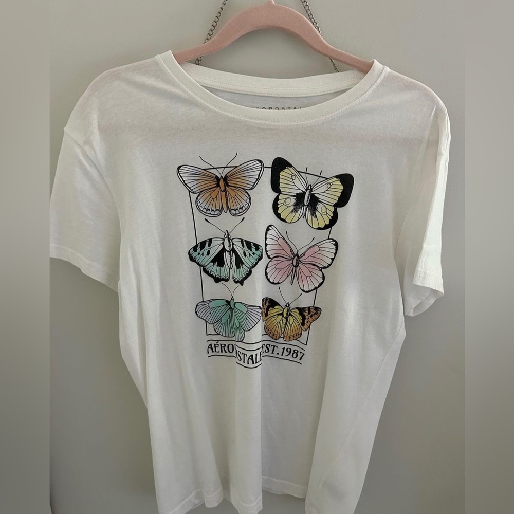 Aeropostale graphic t-shirt. Women’s size M.